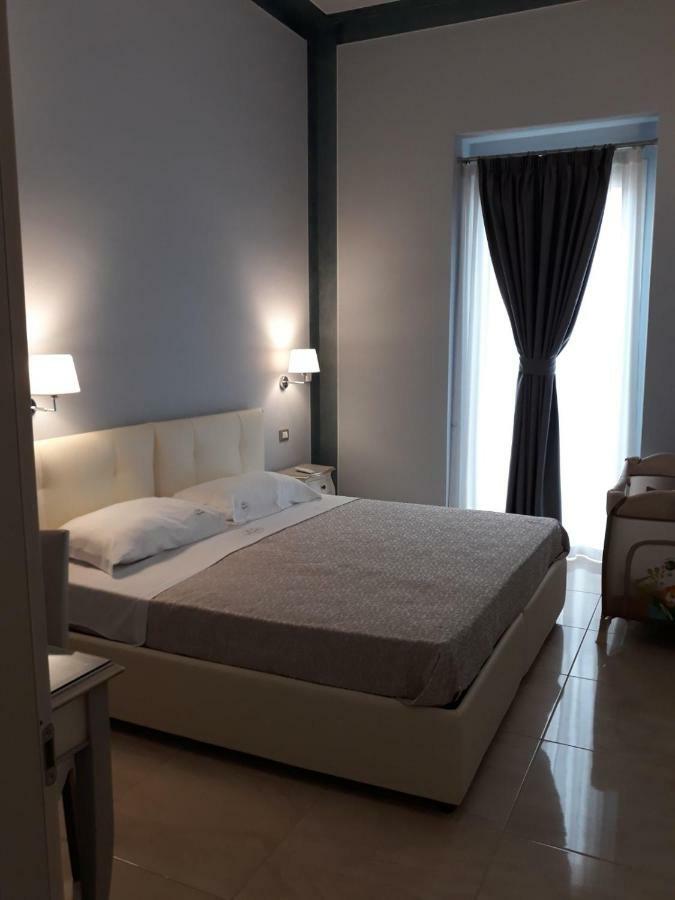 Palazzo Bove Bed & Breakfast Galatone Luaran gambar